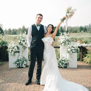 Nothing better than that ✨Just Married✨ feeling!

Planner: Jessie
Photographer: Ariel Wong Photography

#vancouverweddingplanner #lowermainlandweddingplanner #dreamgroupweddingplanner