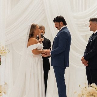 6 details from Nathan and Kiyomi’s wedding that truly stood out to us as planners, and made their day feel so uniquely them✨

Planner: @plannedbysandy 
Photographer: @nomadbynk
Venue: @rosewoodhotelgeorgia 

#vancouverweddingplanner #vancouverweddingvendor #fraservalleyweddingplanner