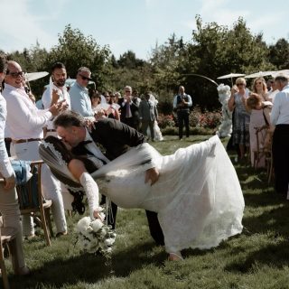 The ceremony kiss... it’s what everybody’s been waiting for! 💫 And even better... the kiss at the end of the aisle, which hits a little bit different. It’s the moment everything becomes real.  The nerves melt away and the celebration officially begins!💍🤍

Planner: @plannedbyalexa
Photographer: @caprikimberlyphoto

#vancouverweddingplanner #vancouverweddinginspo #sealedwithakiss #youmaykissthebride