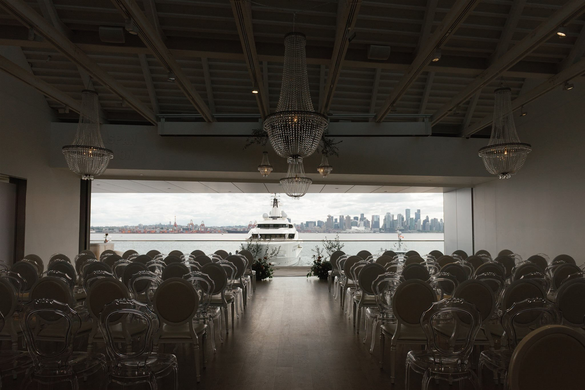The ceremony took place inside The Polygon Gallery with the harbour and Vancouver city skyline offering the most stunning backdrop. Beneath sparkling chandeliers, Jennie and Joe exchanged vows surrounded by soft greenery and stunning florals.
One of the most meaningful design details? The potted olive trees. Jennie and Joe purchased them early in the season and nurtured them all summer so they could be incorporated into the design for the wedding.
That single detail added so much heart. It was personal, symbolic, and beautifully in keeping with the Mediterranean feeling of the celebration.
Click on Real Weddings on the Blog in our link in bio to read more on “Mediterranean Elegance at The Polygon Gallery”
Planner: @plannedbysandy
Photographer: @kaoverii_silva
Venue: @thepolygonvenue
#DreamGroupPlanners #VancouverWeddingPlanner #LuxuryWeddingPlanner #MeetThePlanners #VancouverWeddings