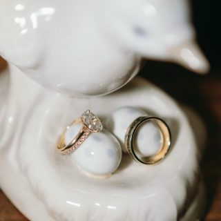 Dreamy details from Lauren + Josh’s beautiful Hart House wedding.
Every detail was thoughtful, playful, and so very them.✨ Enjoy the complete story “Straight to the Hart House: Pastel Dreams & Dance Floor Energy” on the blog!
Planner: @plannedbyalexa
Photographey: @marielmacleanphotography
#vancouverwedding #dreamgroupplanners #harthousewedding #vancouverweddingvenue #vancouverweddingplanner