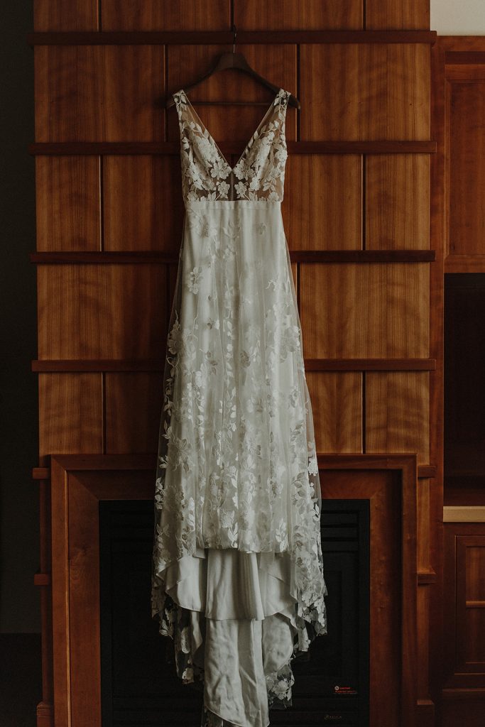 Naomi & Kristoff's wedding - dress