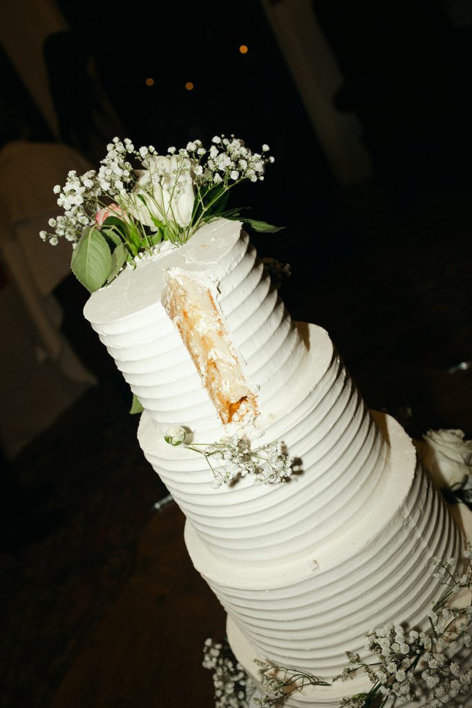 Jonathan & Michelle Wedding Cake