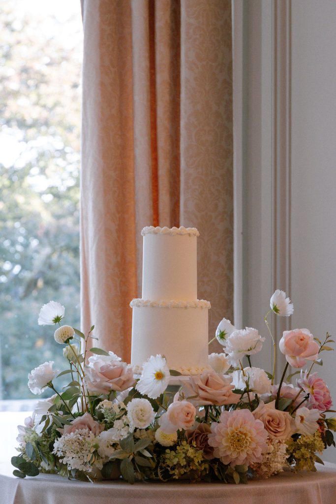 Mandy & Richard Wedding Cake